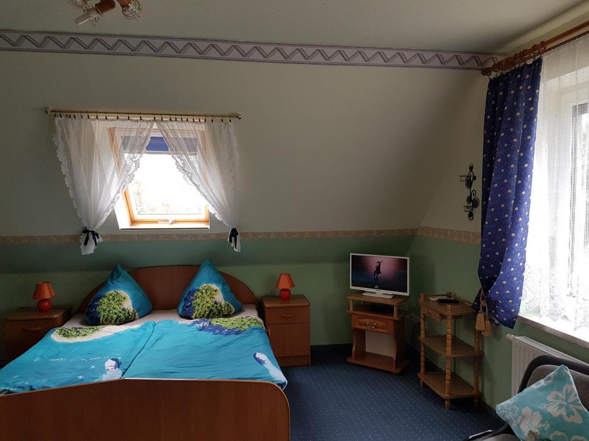 Landpension Zum Schweizerberg Neugrimnitz ภายนอก รูปภาพ
