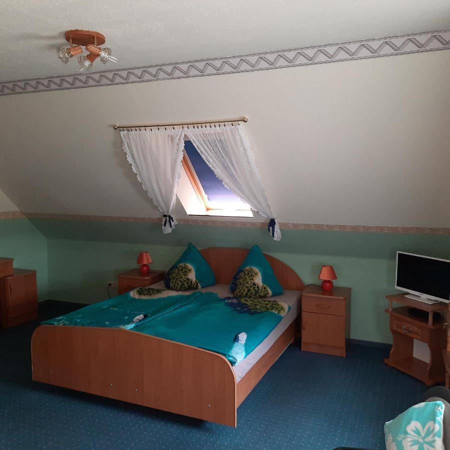 Landpension Zum Schweizerberg Neugrimnitz ภายนอก รูปภาพ