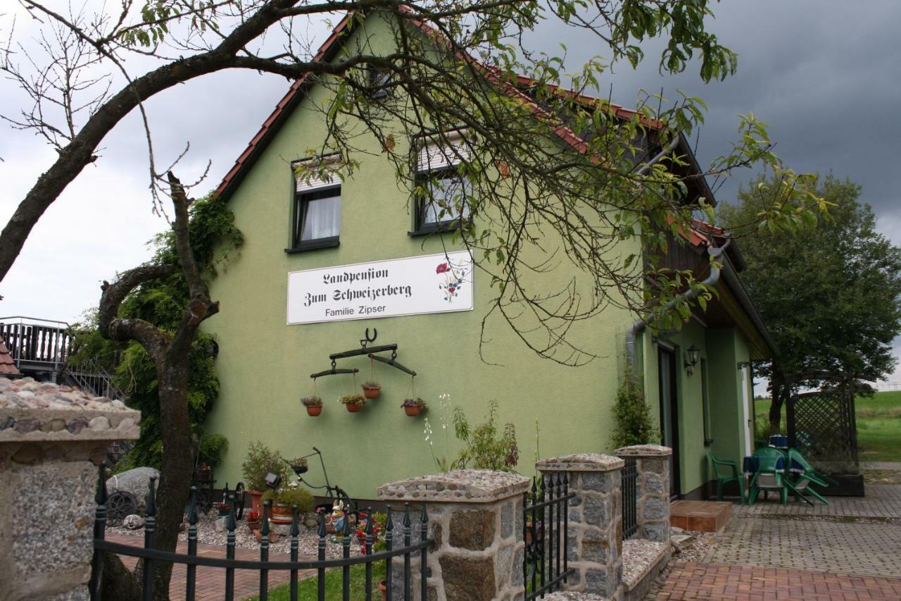 Landpension Zum Schweizerberg Neugrimnitz ภายนอก รูปภาพ